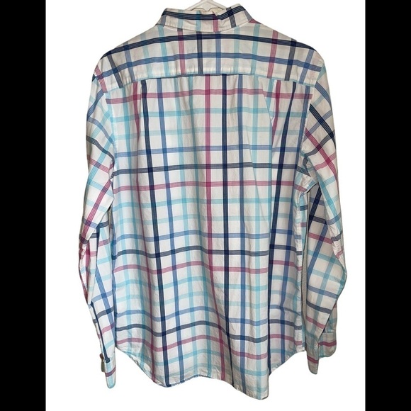 Men’s Old Navy Plaid Button Up shirt. Size Large - Picture 2 of 3